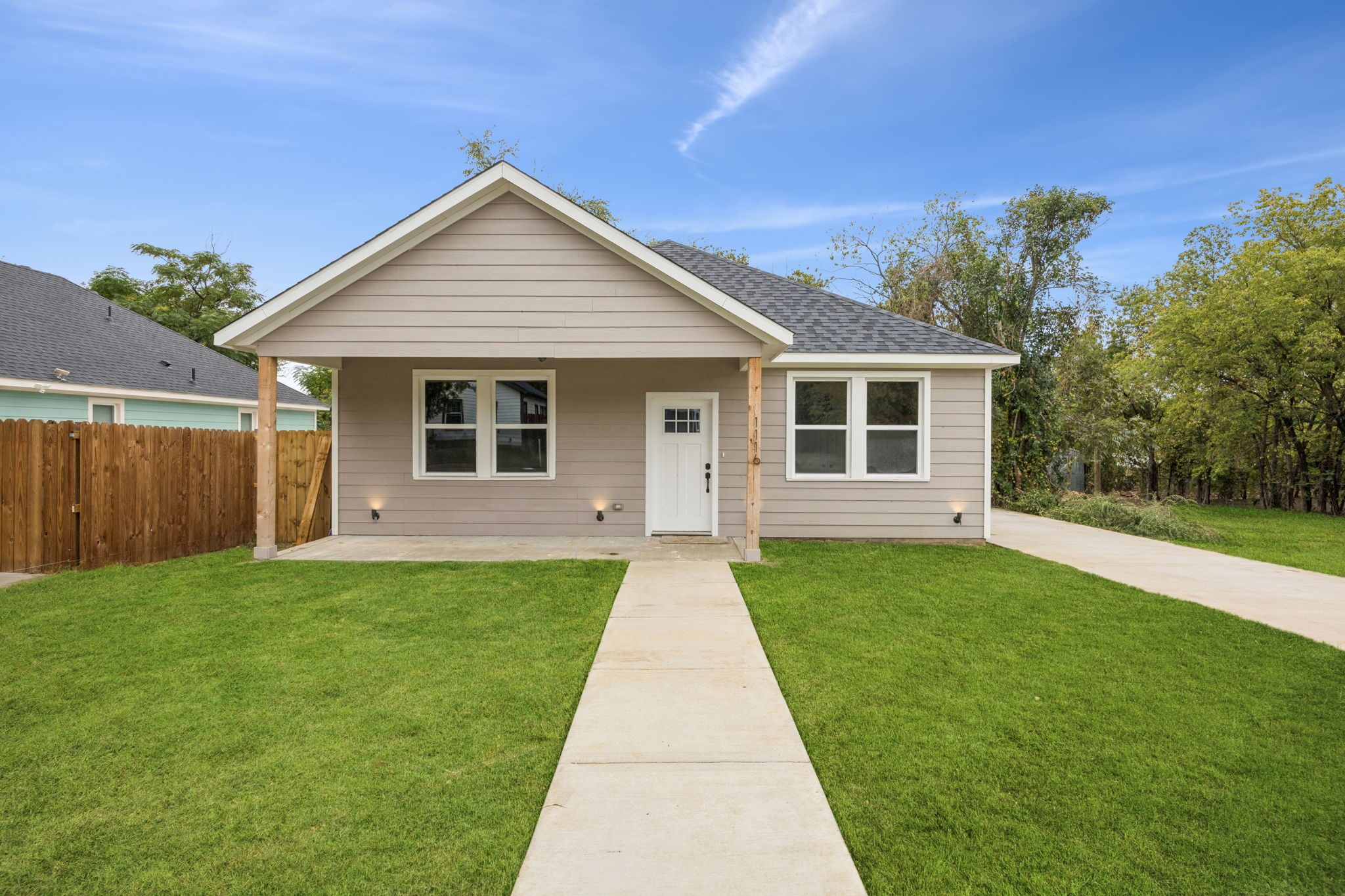 Fort Worth TX, 1116 E Pulaski Street