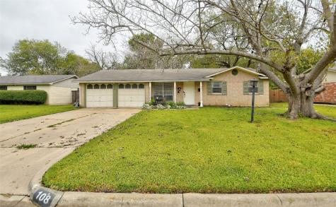 108 NW Suzanne Terrace Burleson TX 76028