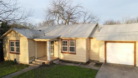 903 N Page Street Comanche TX 76442