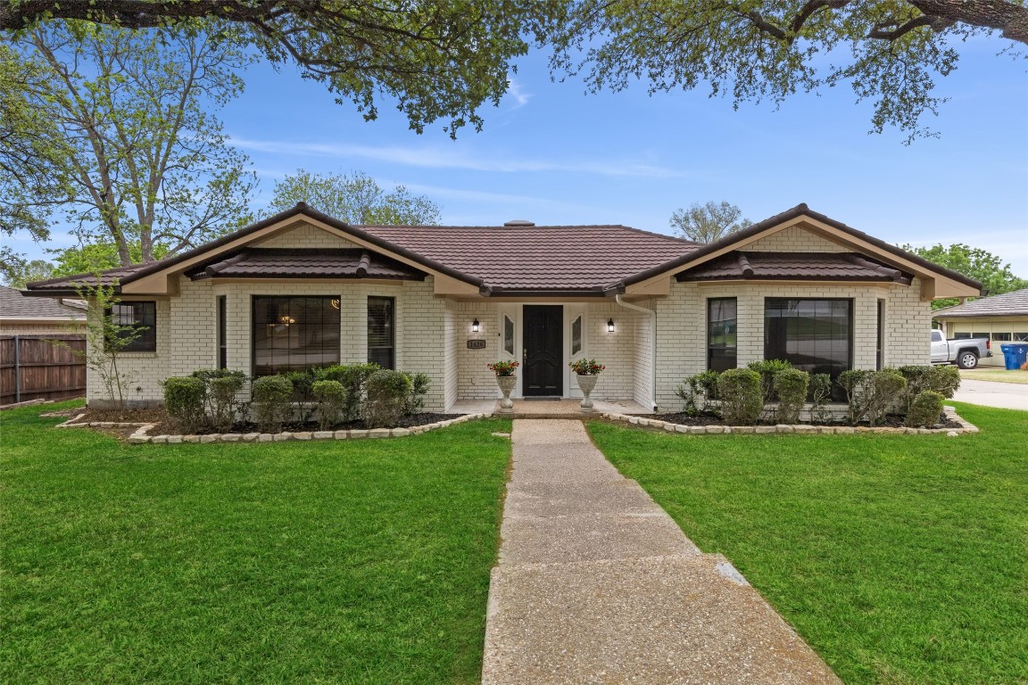 1426 Merrimac Trail Garland TX 75043