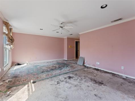 1809 Burton Hill Road Fort Worth TX 76107