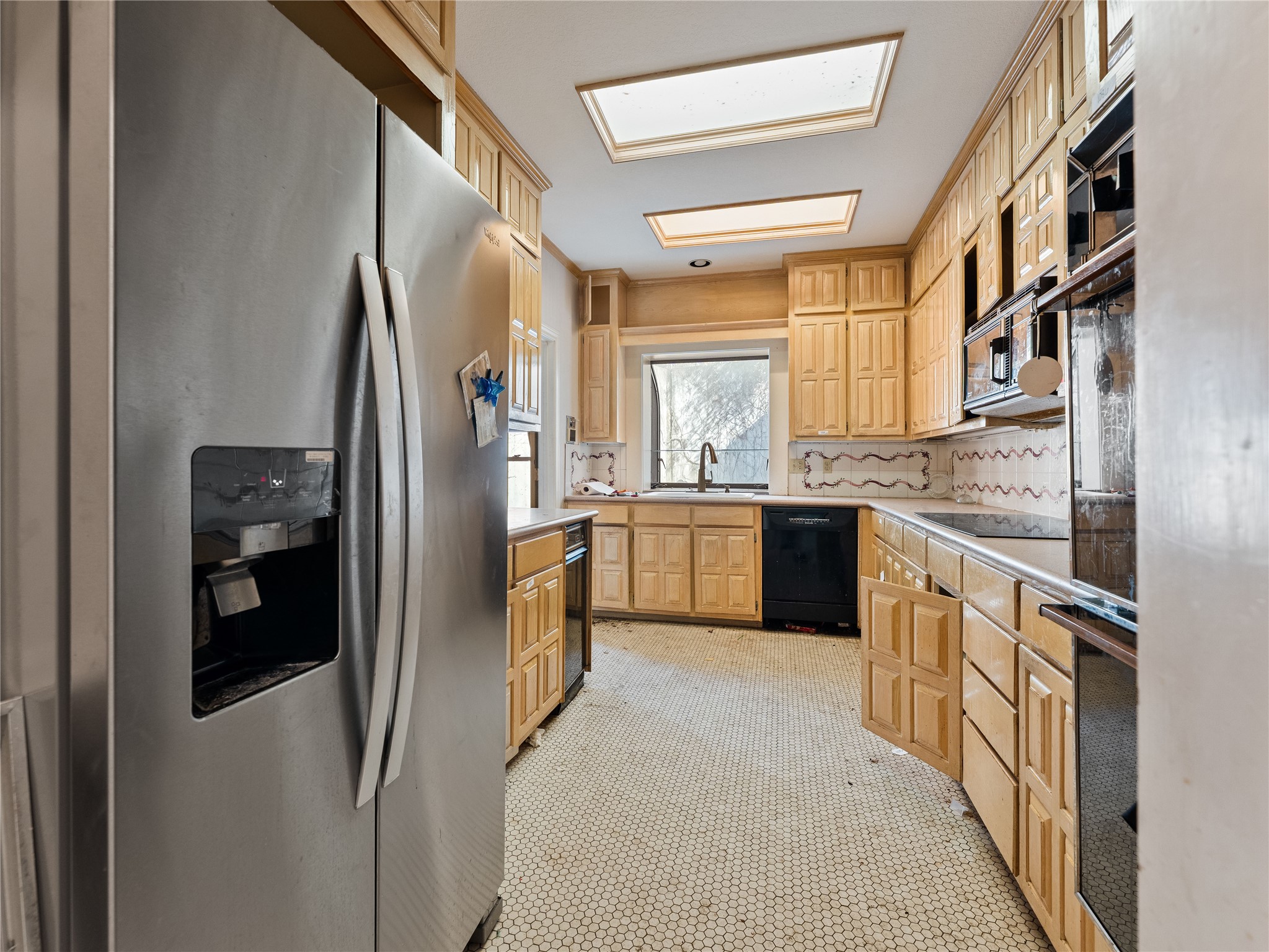 1809 Burton Hill Road Fort Worth TX 76107