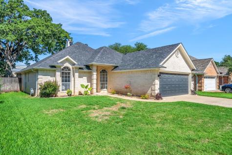 318 Cecile Court Arlington TX 76013