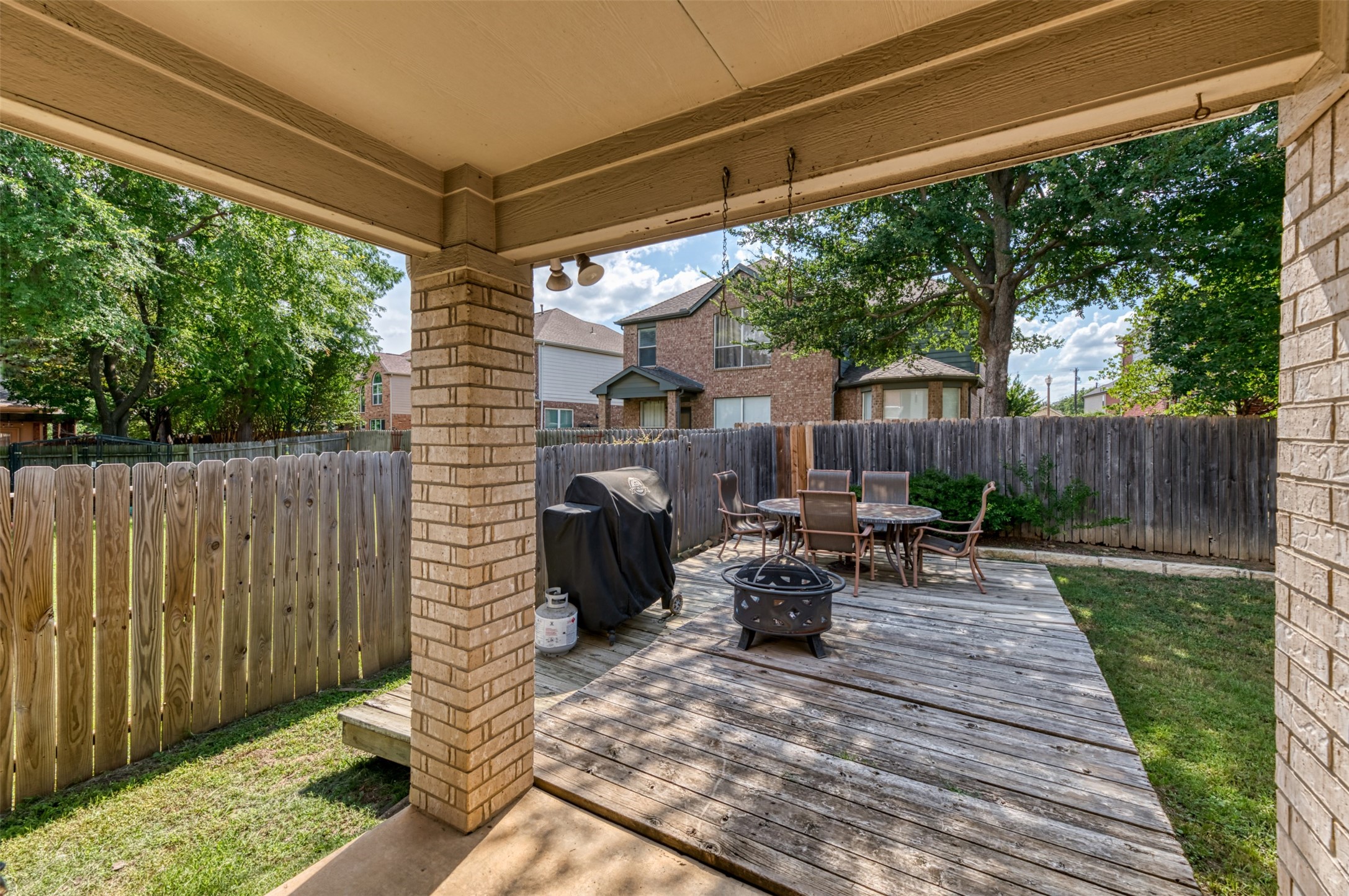 6620 Alderbrook Drive Denton TX 76210