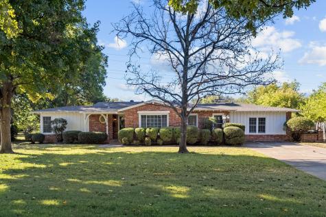 7016 Deville Drive North Richland Hills TX 76180