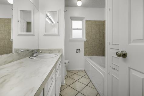 304 Tahiti Drive Granbury TX 76048