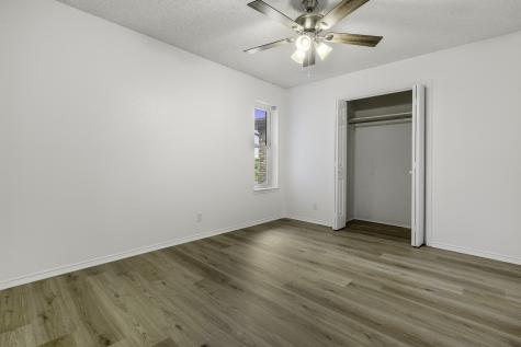 304 Tahiti Drive Granbury TX 76048