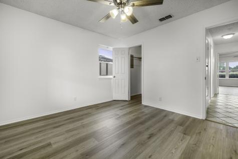 304 Tahiti Drive Granbury TX 76048