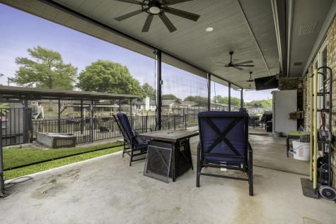 304 Tahiti Drive Granbury TX 76048