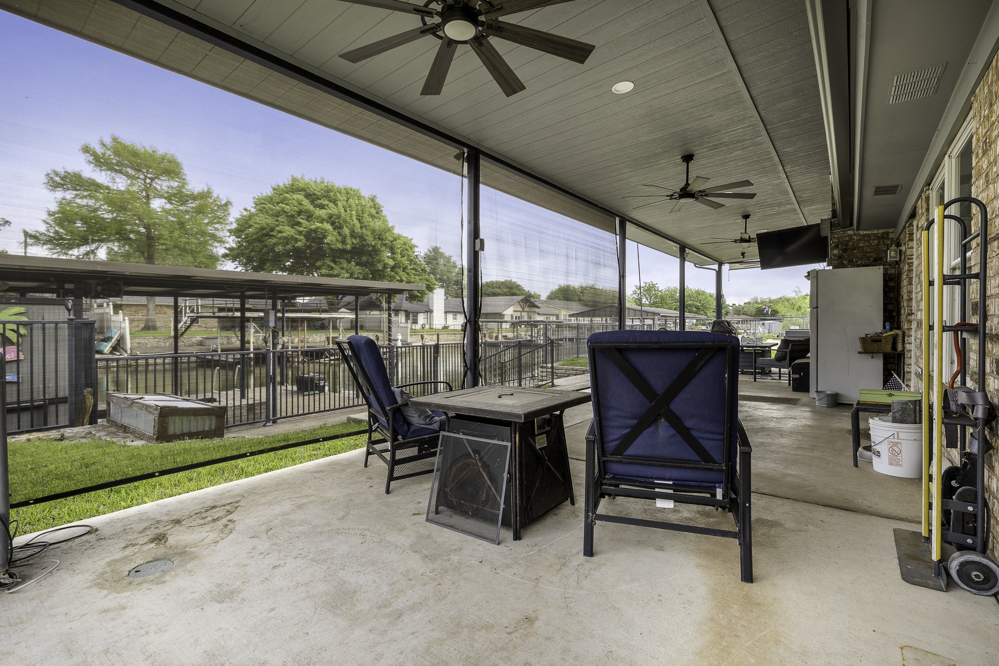 304 Tahiti Drive Granbury TX 76048