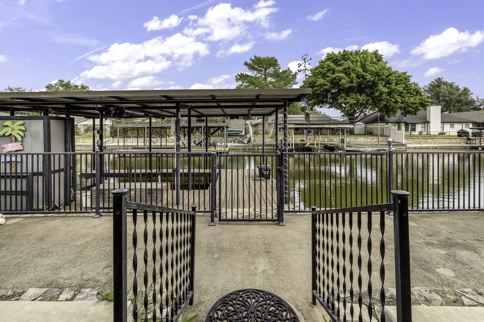 304 Tahiti Drive Granbury TX 76048