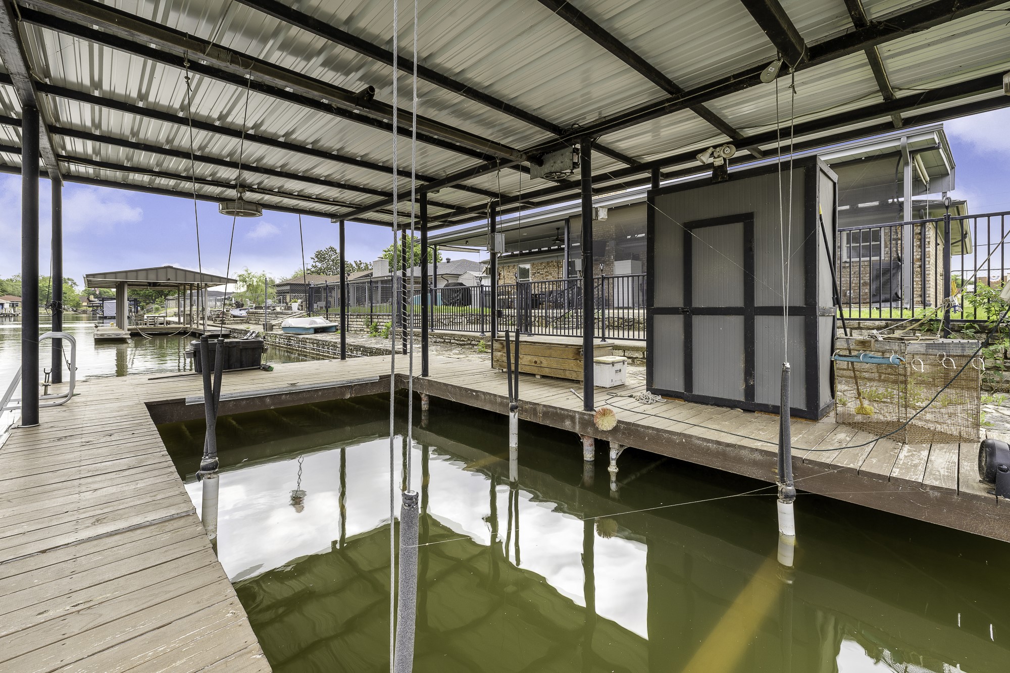 304 Tahiti Drive Granbury TX 76048