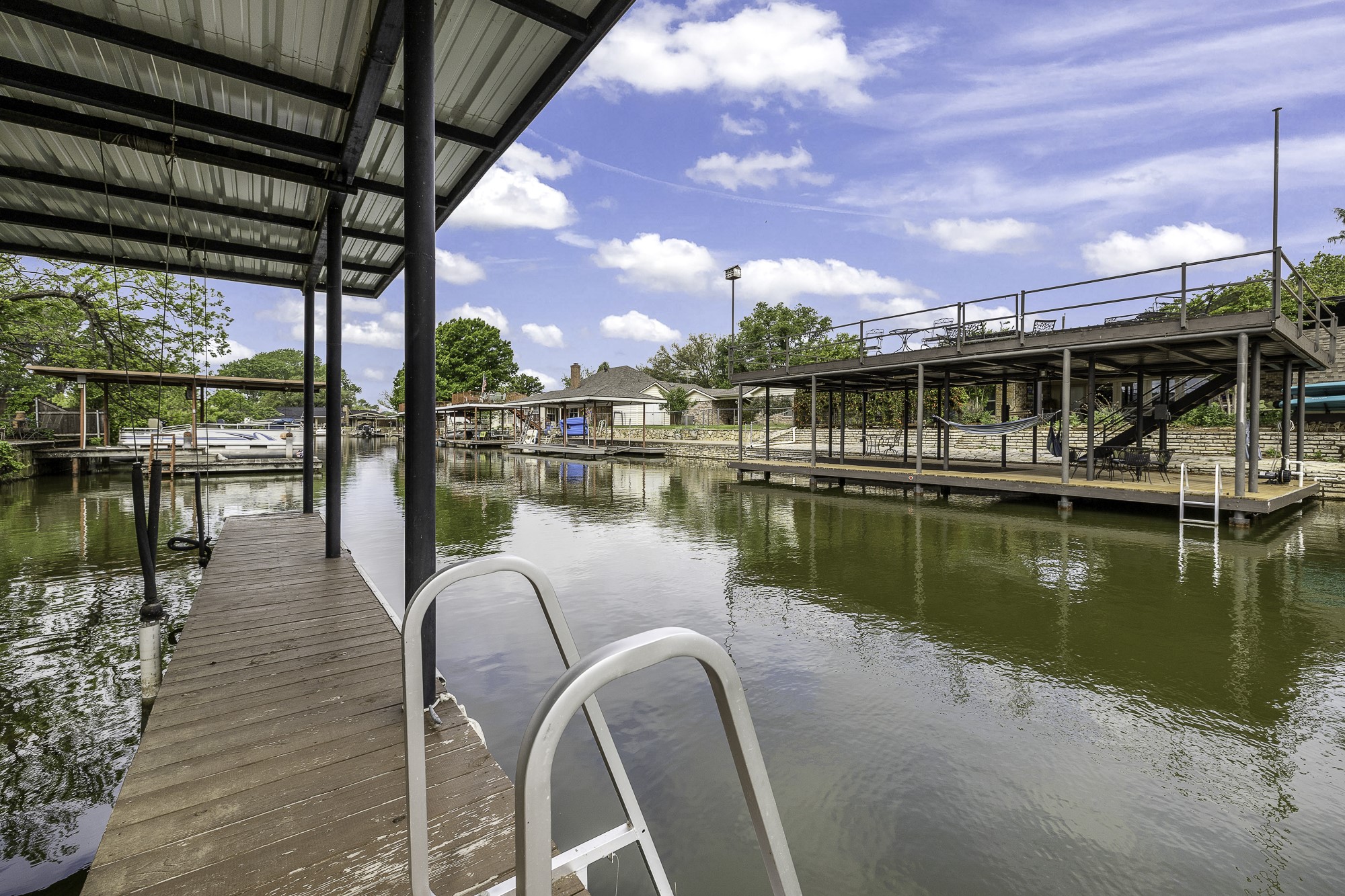 304 Tahiti Drive Granbury TX 76048