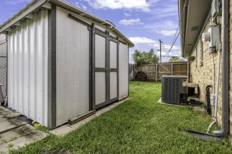 304 Tahiti Drive Granbury TX 76048