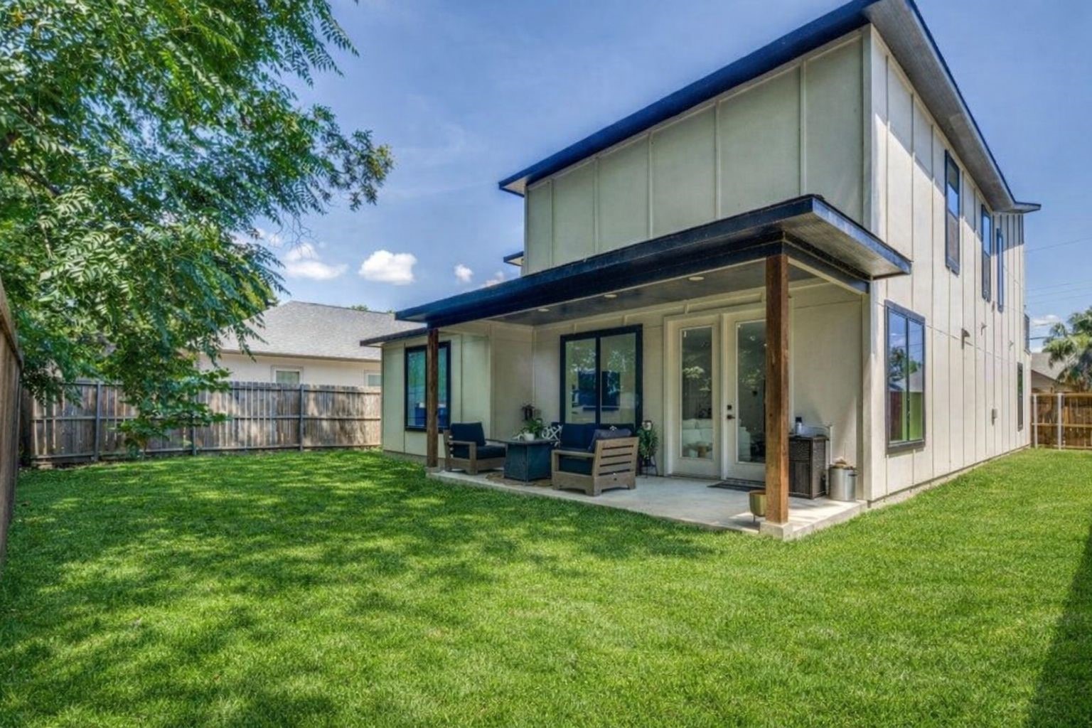 1514 Bickers Street Dallas TX 75212
