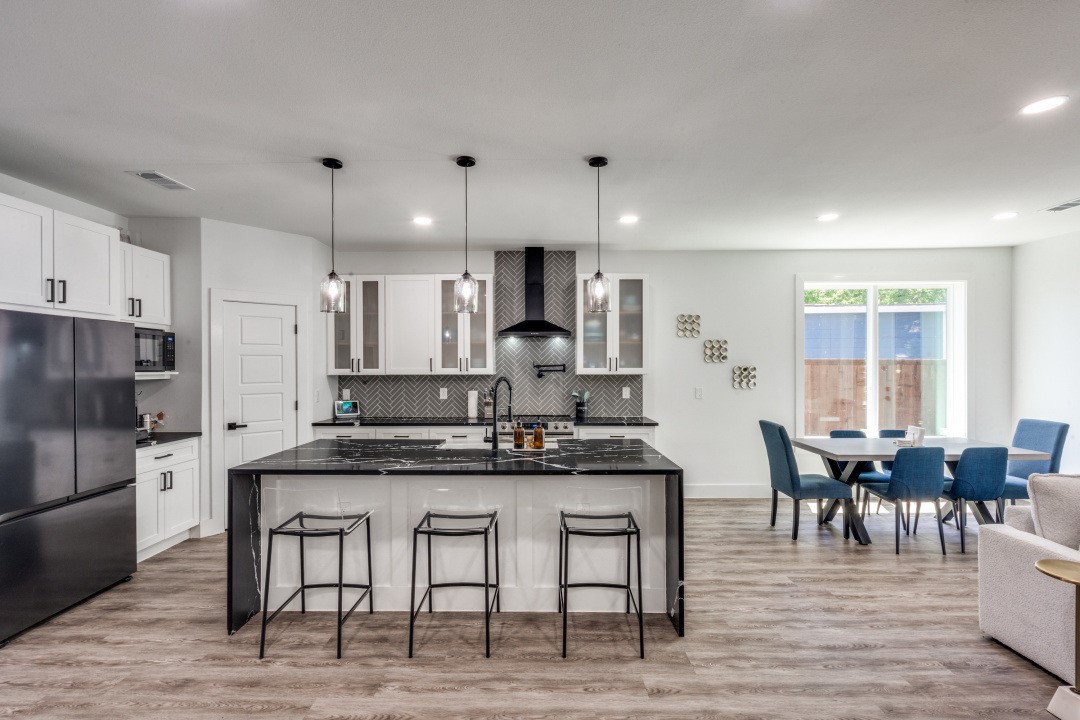 1514 Bickers Street Dallas TX 75212