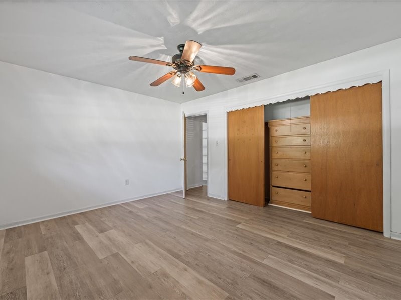 1016 N Saline Grand Saline TX 75140