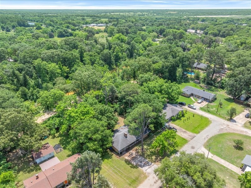 1016 N Saline Grand Saline TX 75140