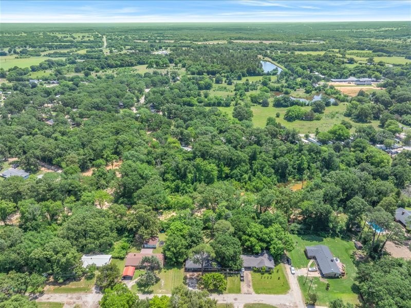 1016 N Saline Grand Saline TX 75140