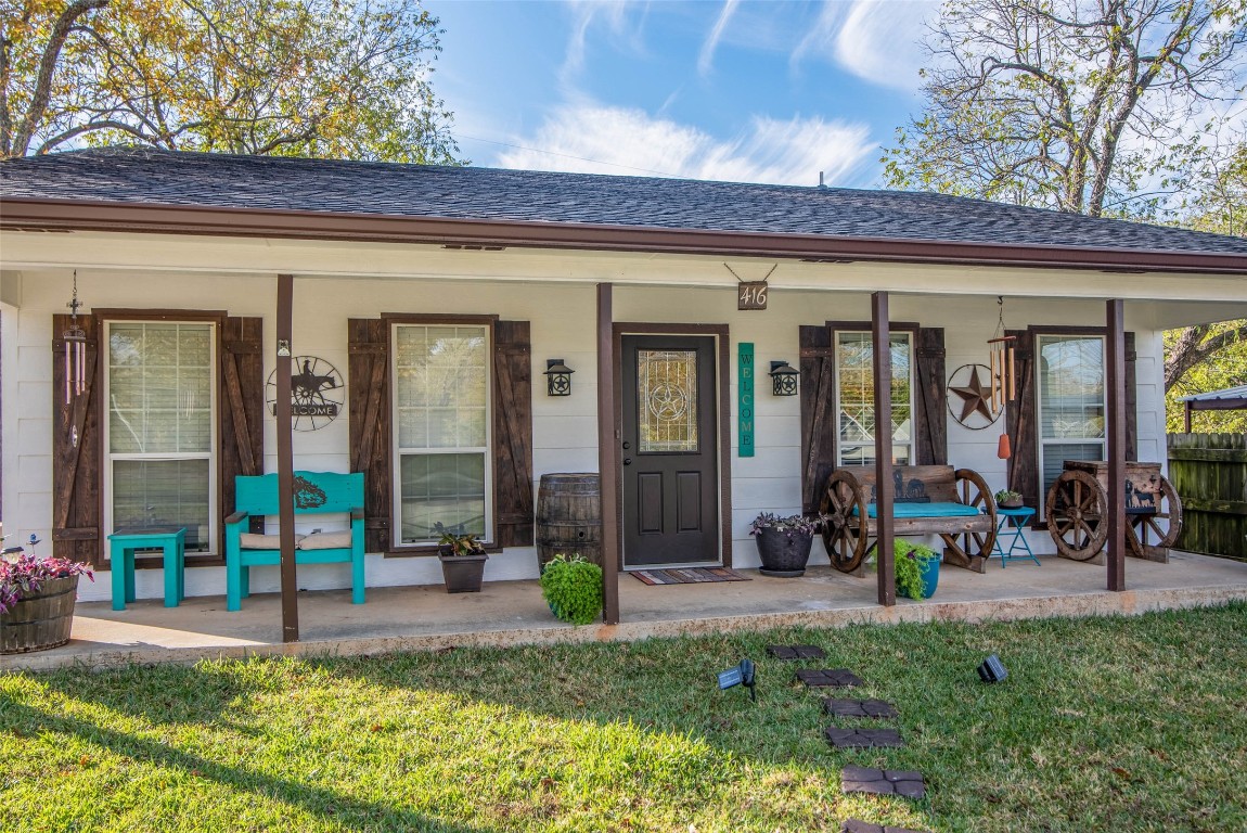 416 E Monterey Street Denison TX 75021
