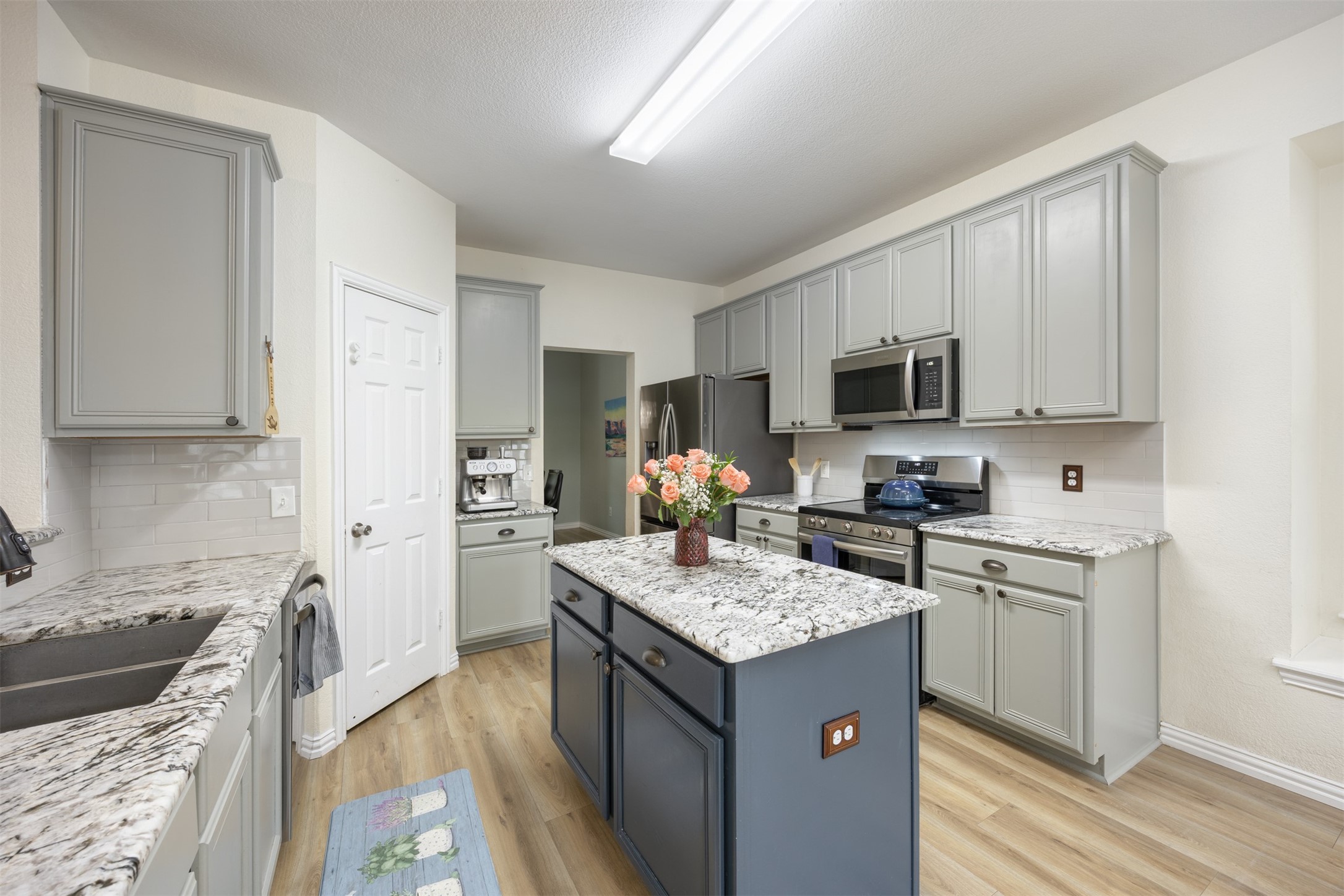 1516 Oakcrest Drive Providence Village TX 76227