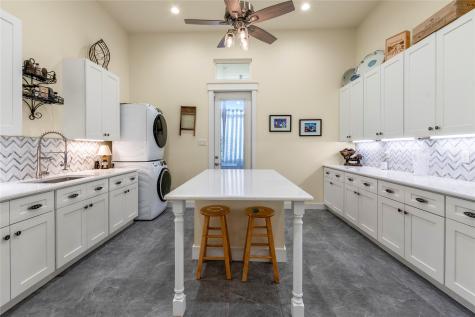 18076 Country Club Drive Kemp TX 75143