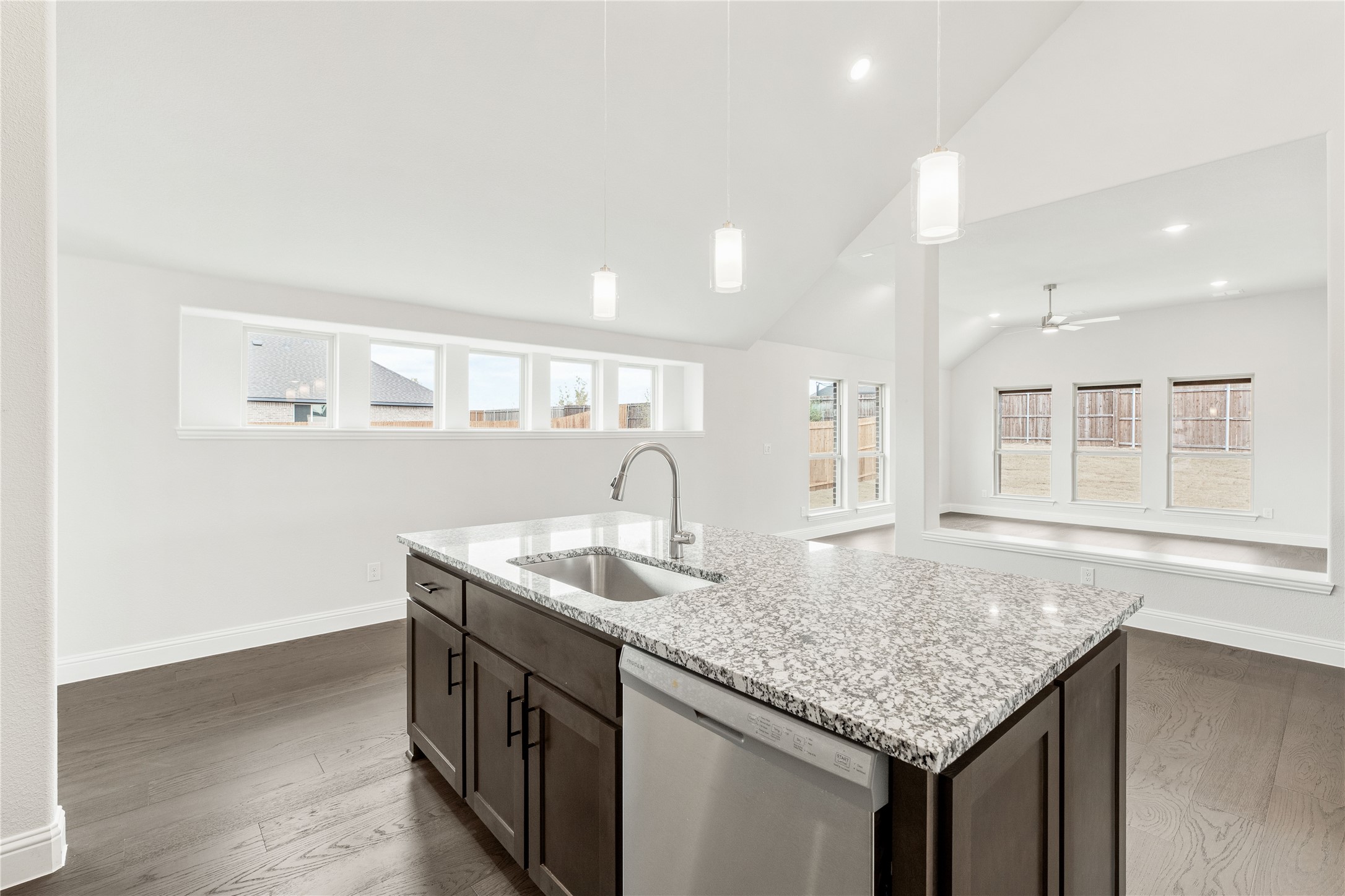 5 Grouse Circle Sanger TX 76266