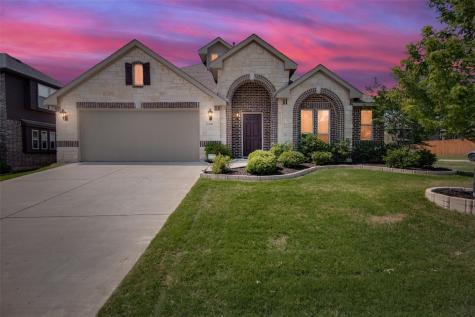 1130 Destrehan Drive Burleson TX 76028