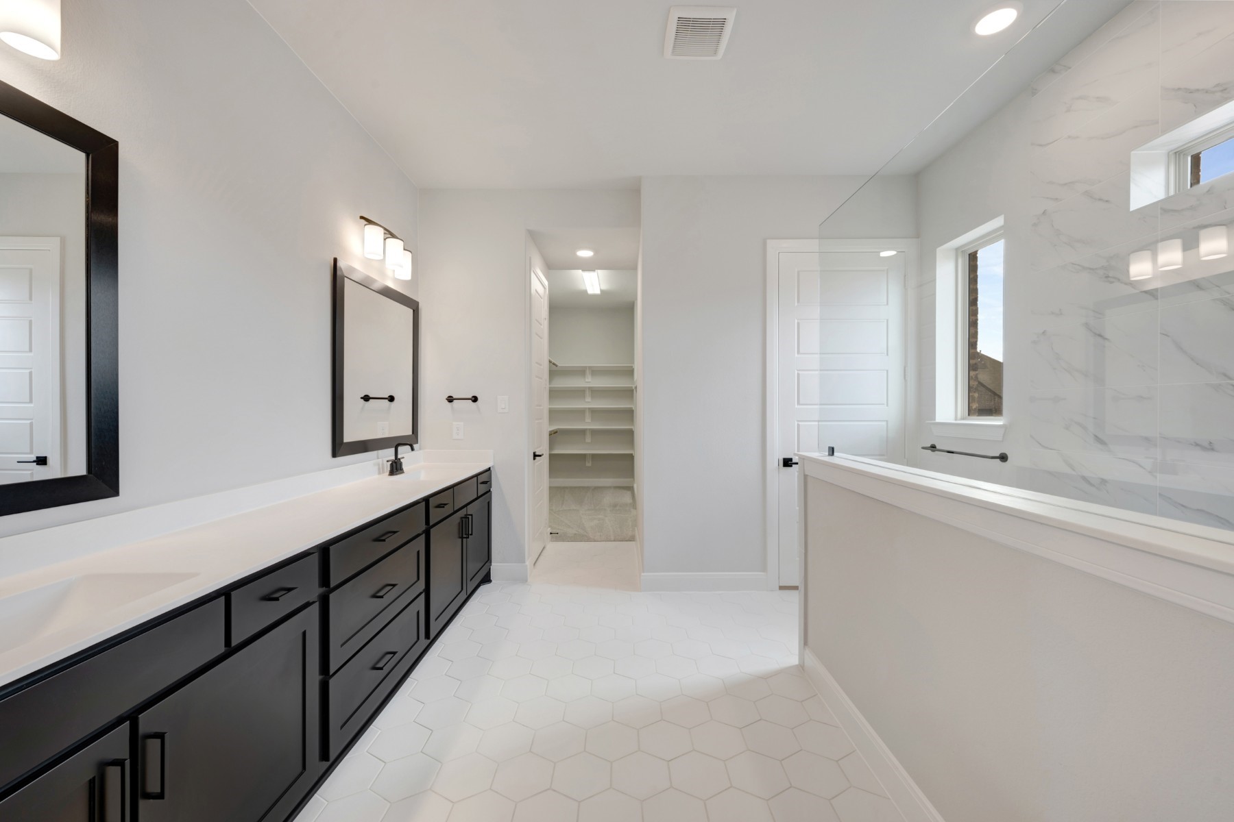2075 Pine Grove Lane Arlington TX 76005