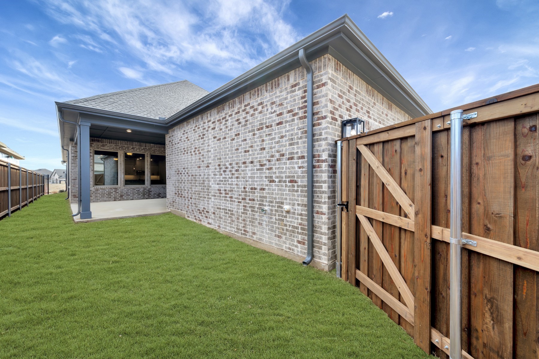 2075 Pine Grove Lane Arlington TX 76005