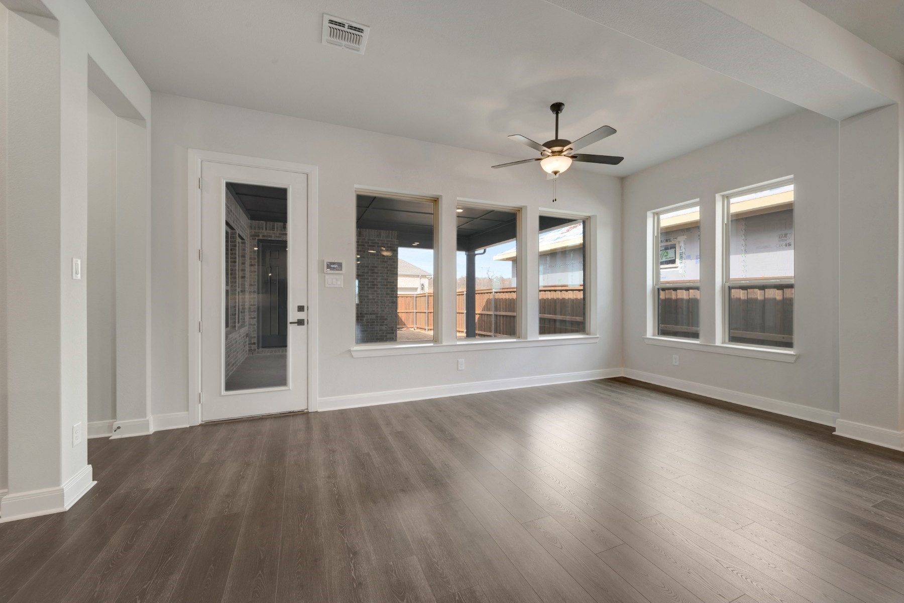 2075 Pine Grove Lane Arlington TX 76005