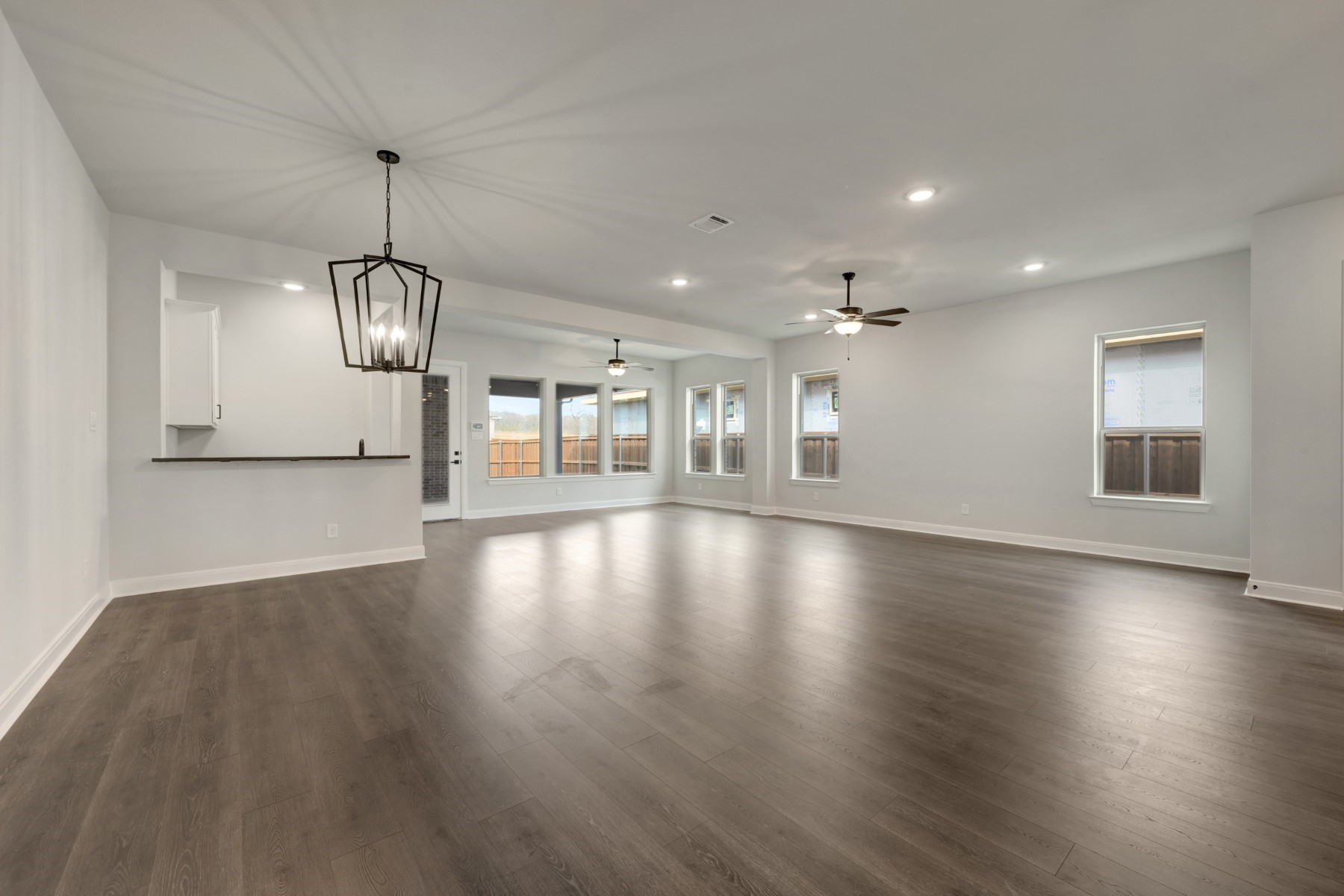 2075 Pine Grove Lane Arlington TX 76005