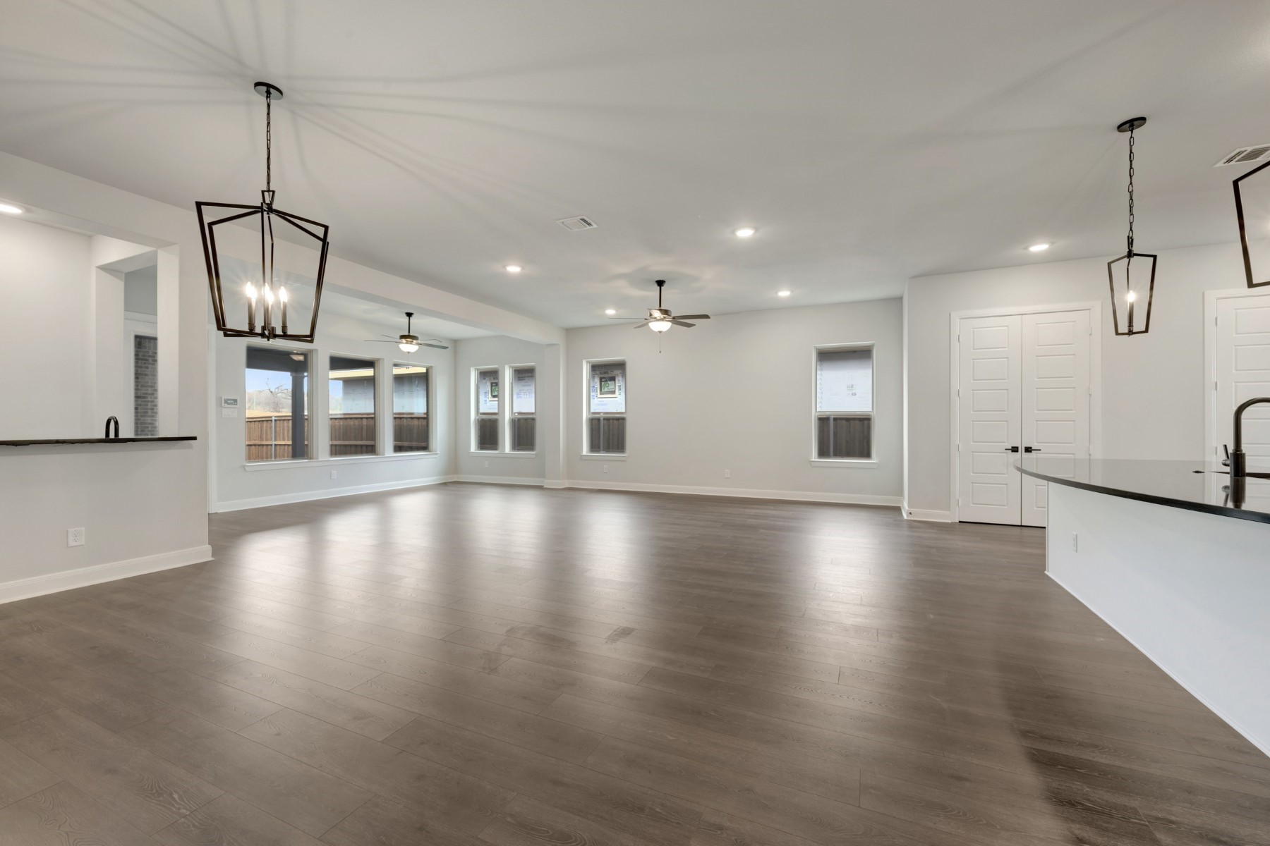 2075 Pine Grove Lane Arlington TX 76005