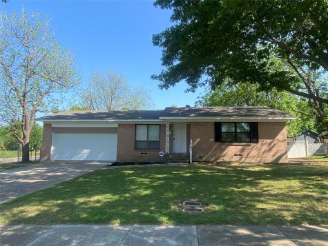 203 Camellia Circle Duncanville TX 75137