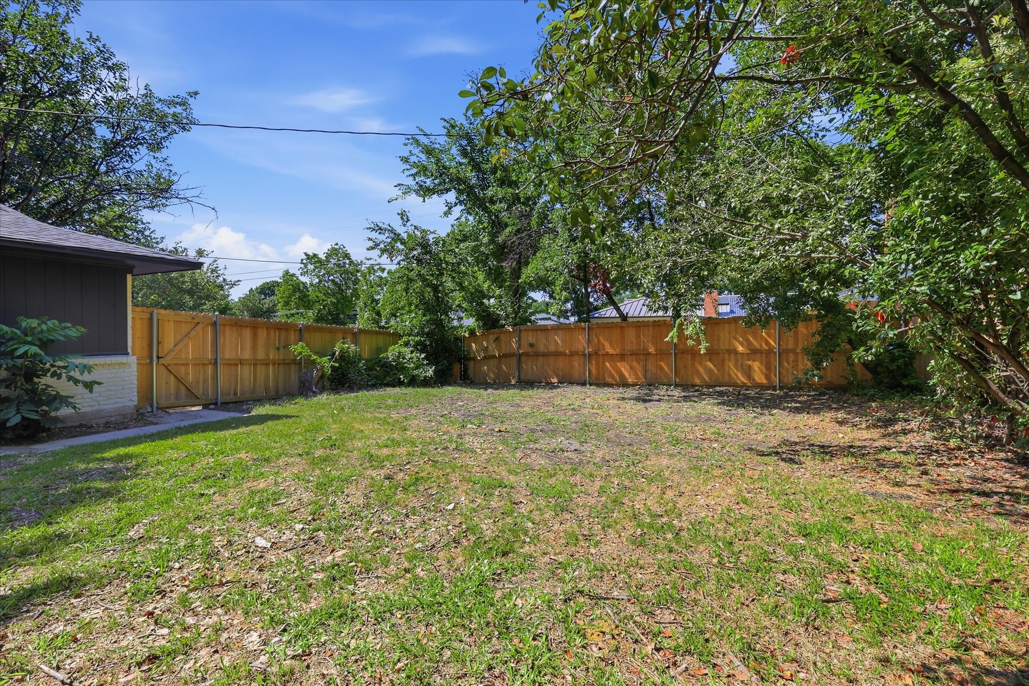 419 Summit Drive Richardson TX 75081