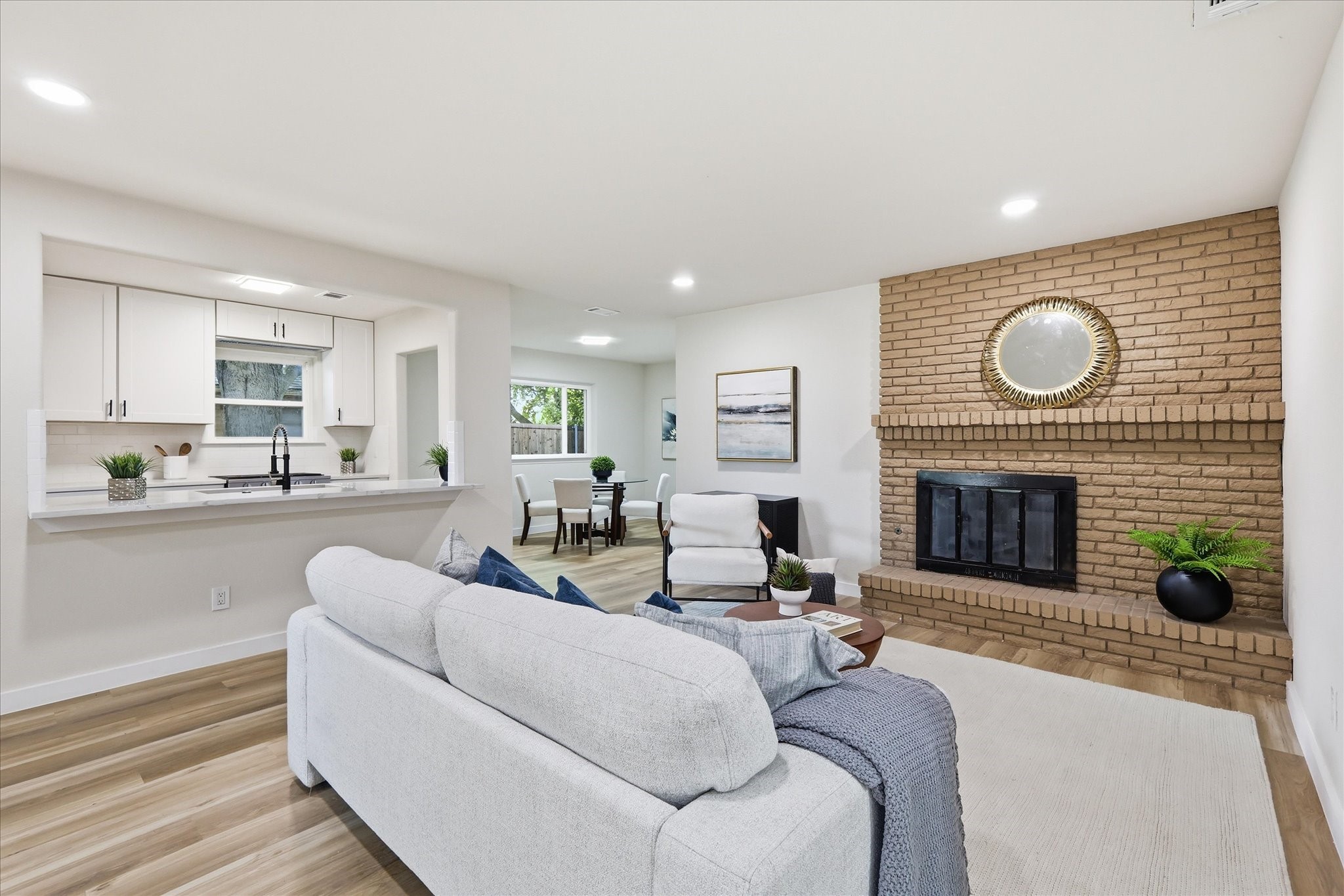 419 Summit Drive Richardson TX 75081