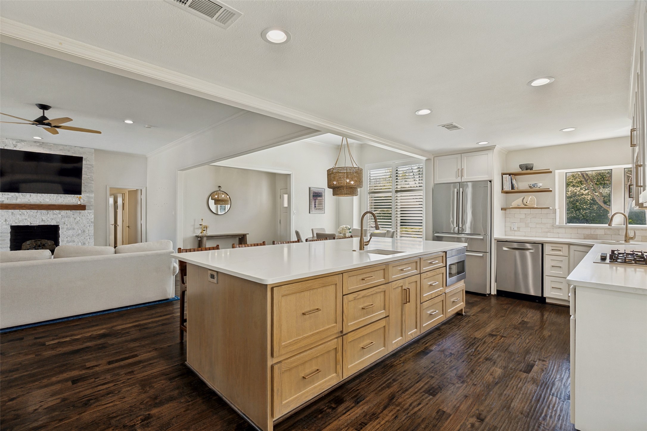 6419 Embers Road Dallas TX 75248