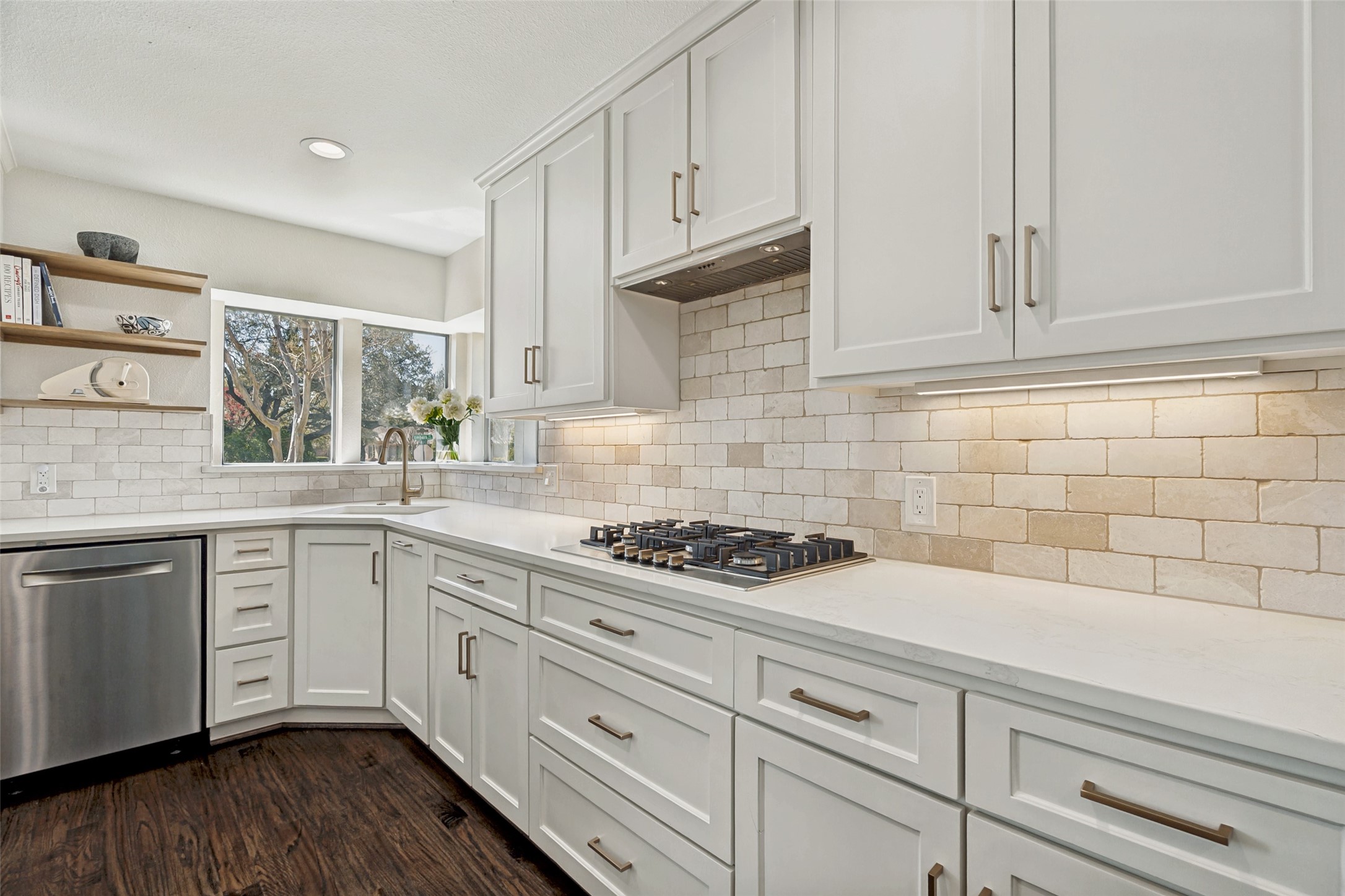 6419 Embers Road Dallas TX 75248