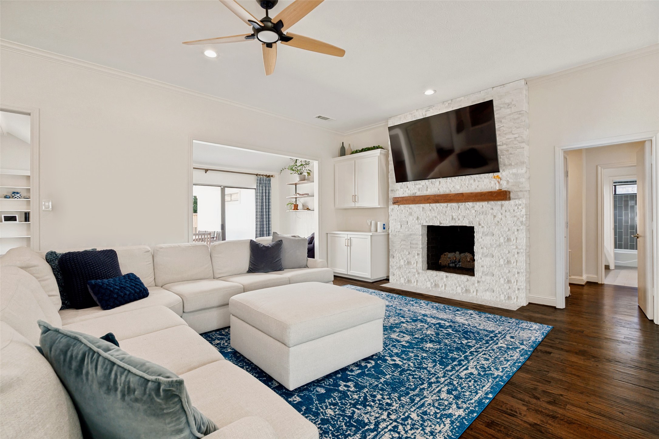 6419 Embers Road Dallas TX 75248
