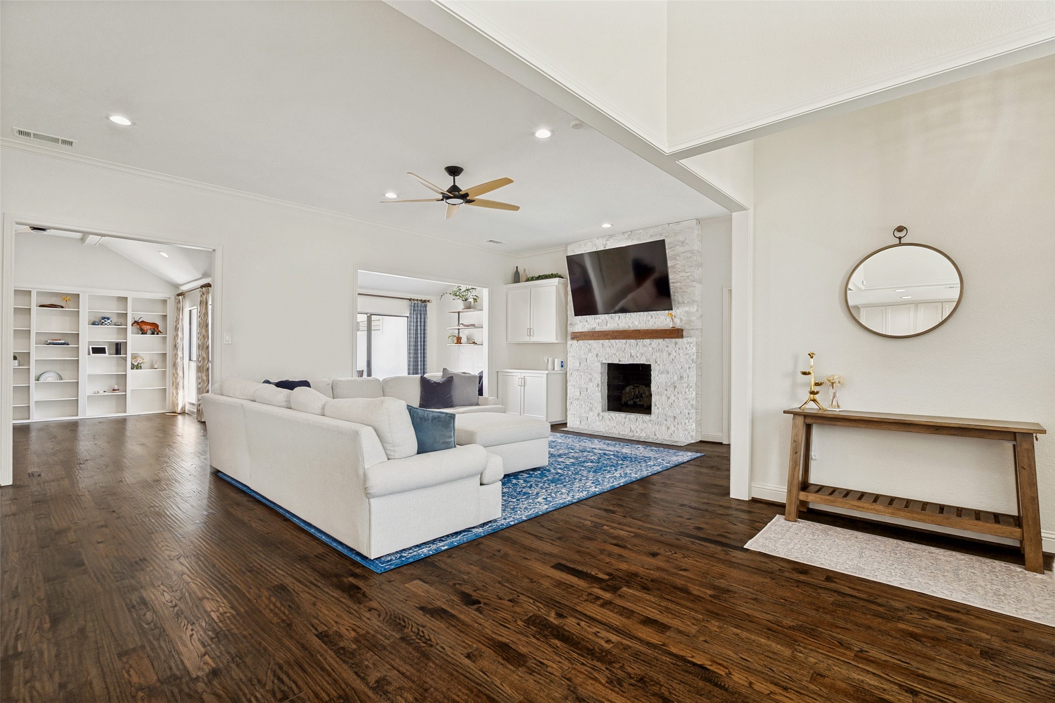 6419 Embers Road Dallas TX 75248