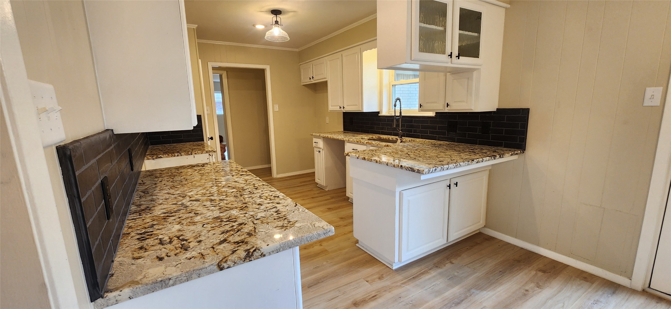 2821 Windy Drive Commerce TX 75428