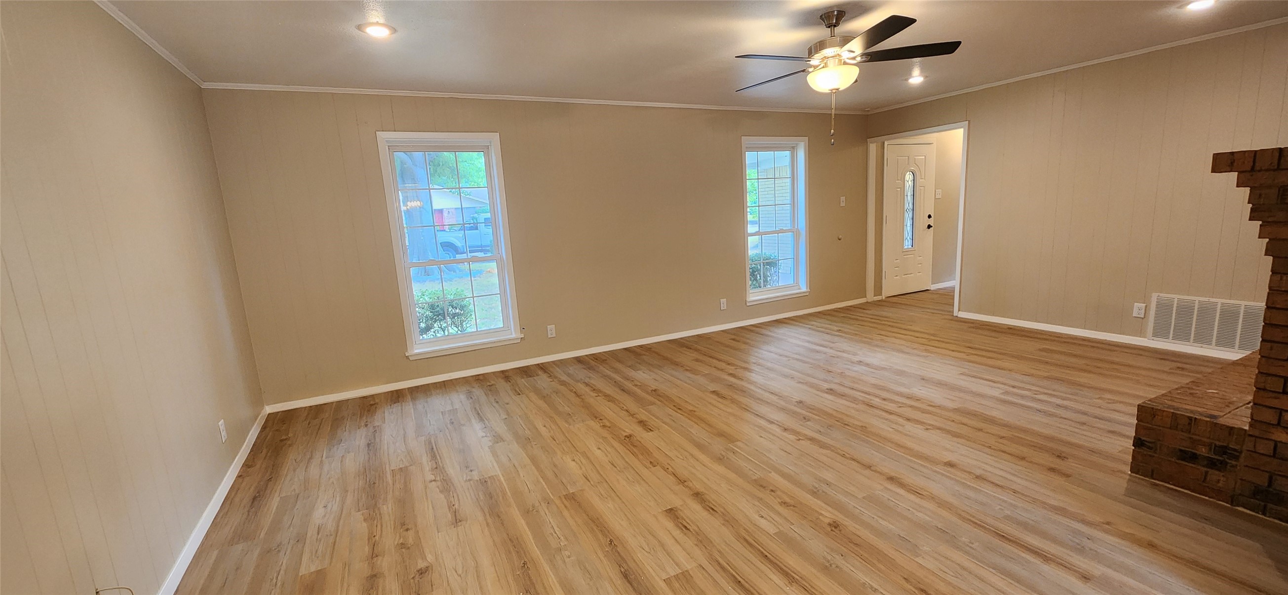 2821 Windy Drive Commerce TX 75428