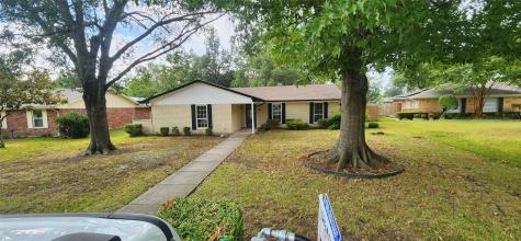 2821 Windy Drive Commerce TX 75428