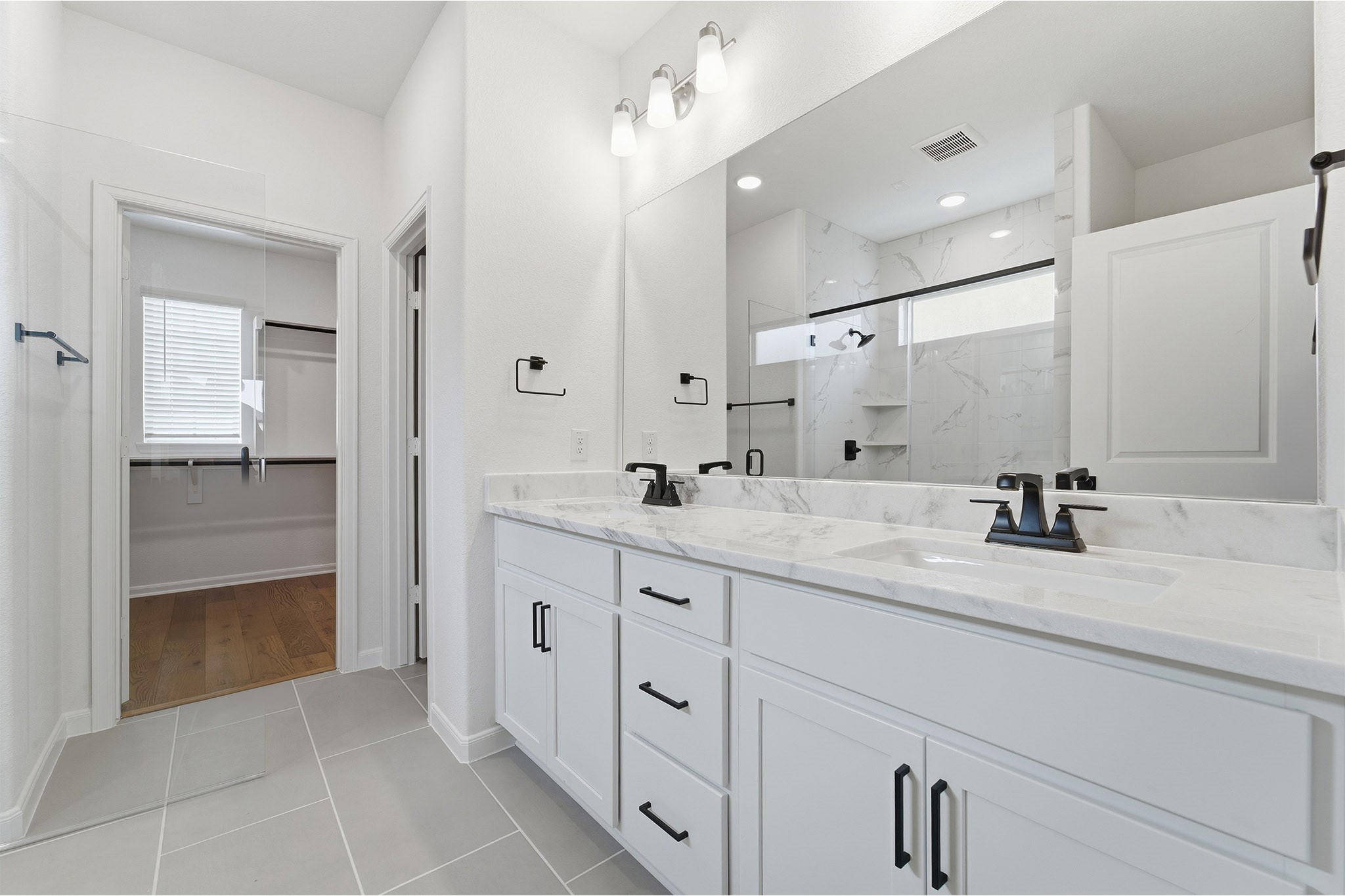 1717 Blossom Trail Mesquite TX 75181