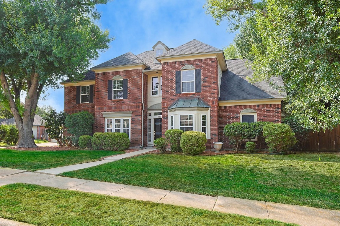 1900 Kings Court Flower Mound TX 75028