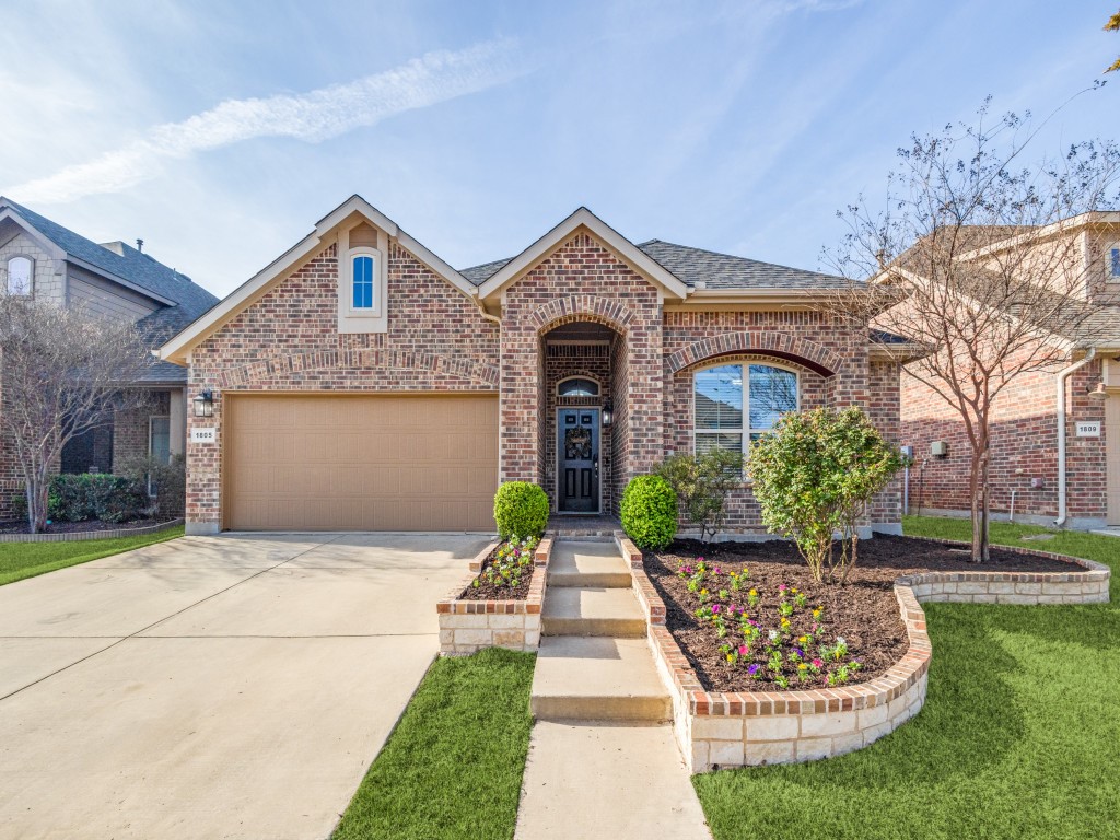 1805 Mcgee Avenue Argyle TX 76226