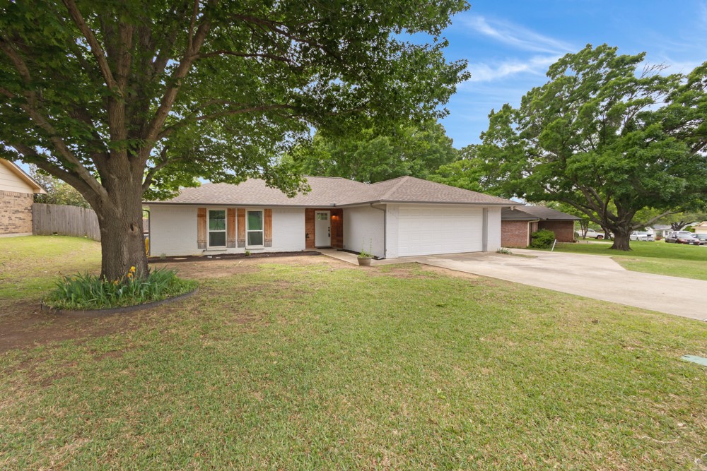 2522 Quail Ridge Drive Denton TX 76209