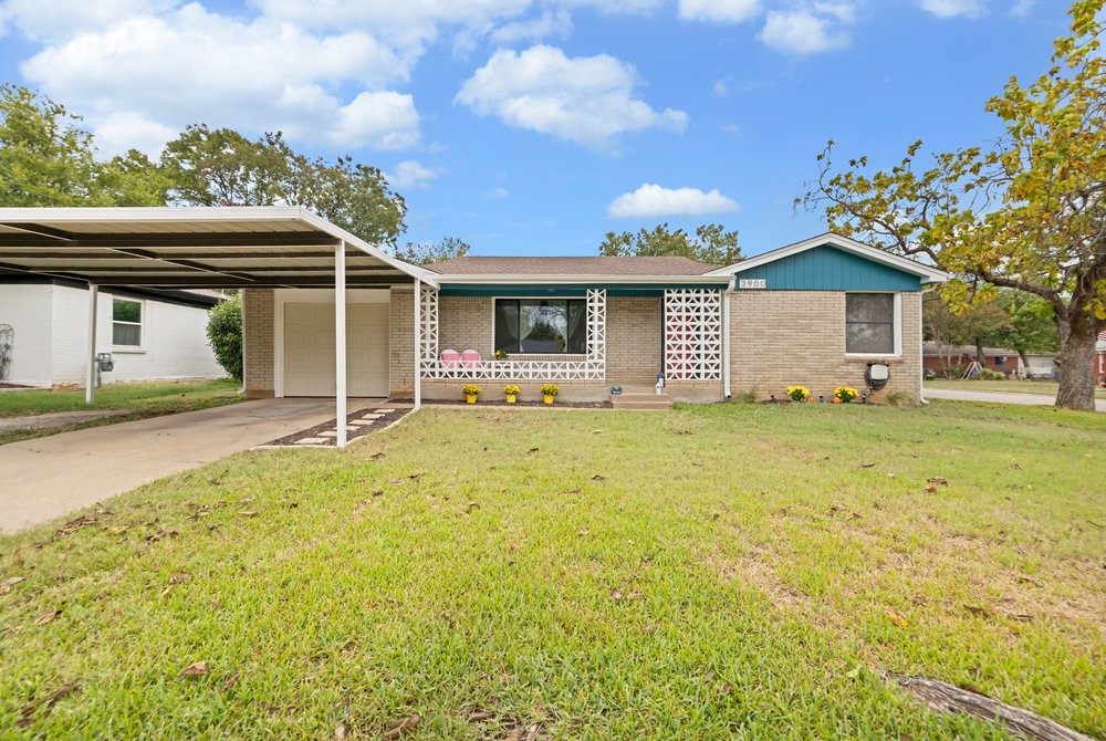 3900 Caddo Trail Lake Worth TX 76135