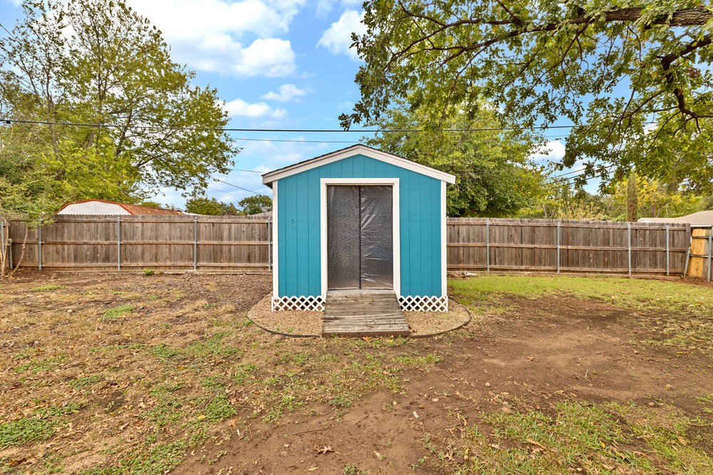 3900 Caddo Trail Lake Worth TX 76135
