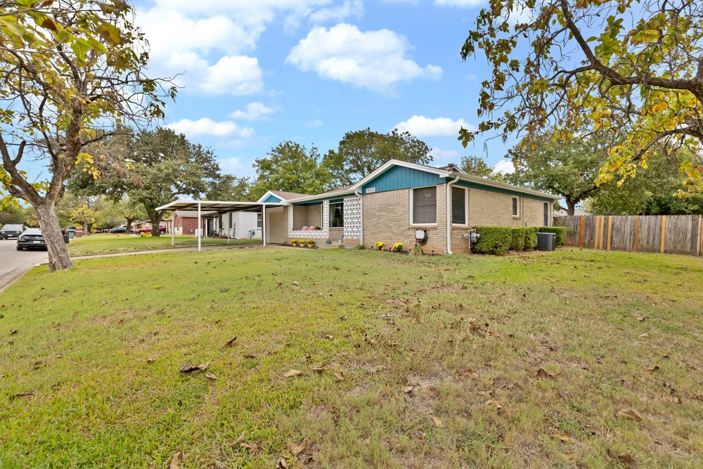 3900 Caddo Trail Lake Worth TX 76135